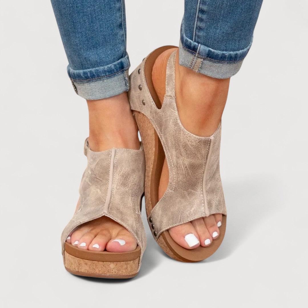 Miralys™ — Stijlvolle Sleehak Sandalen