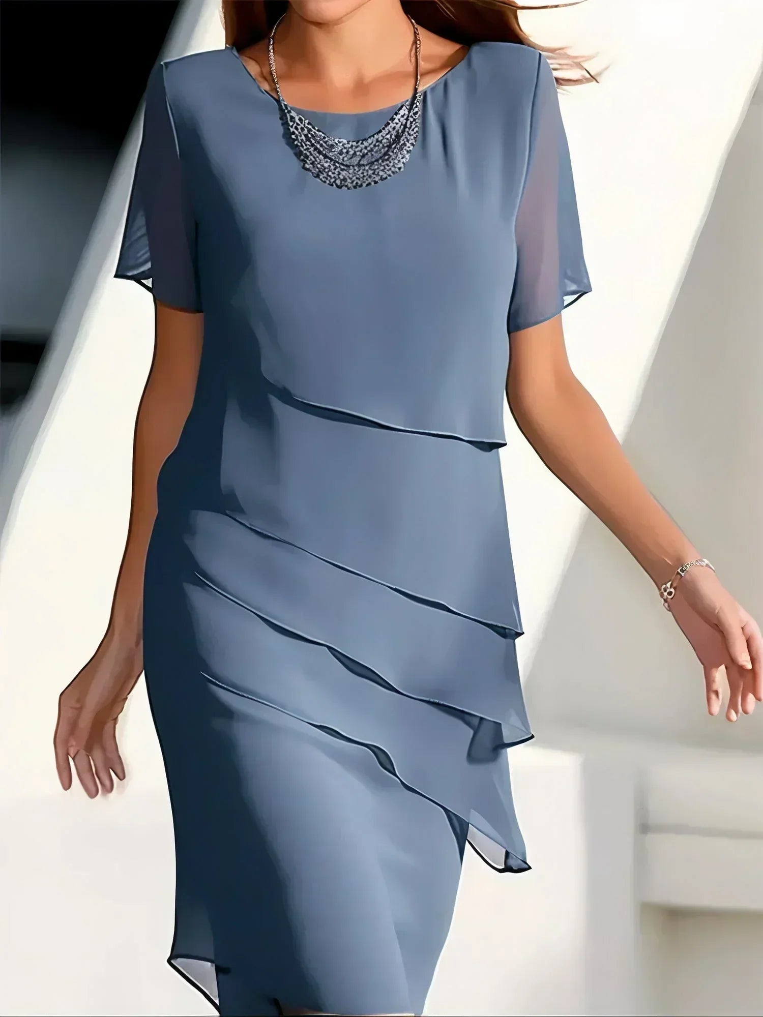 Isabella™ — Elegante Jurk met Buikbedekking