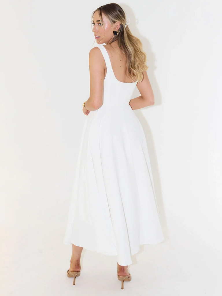 Scarlett™ — Elegante Midi Jurk met Italiaanse Allure