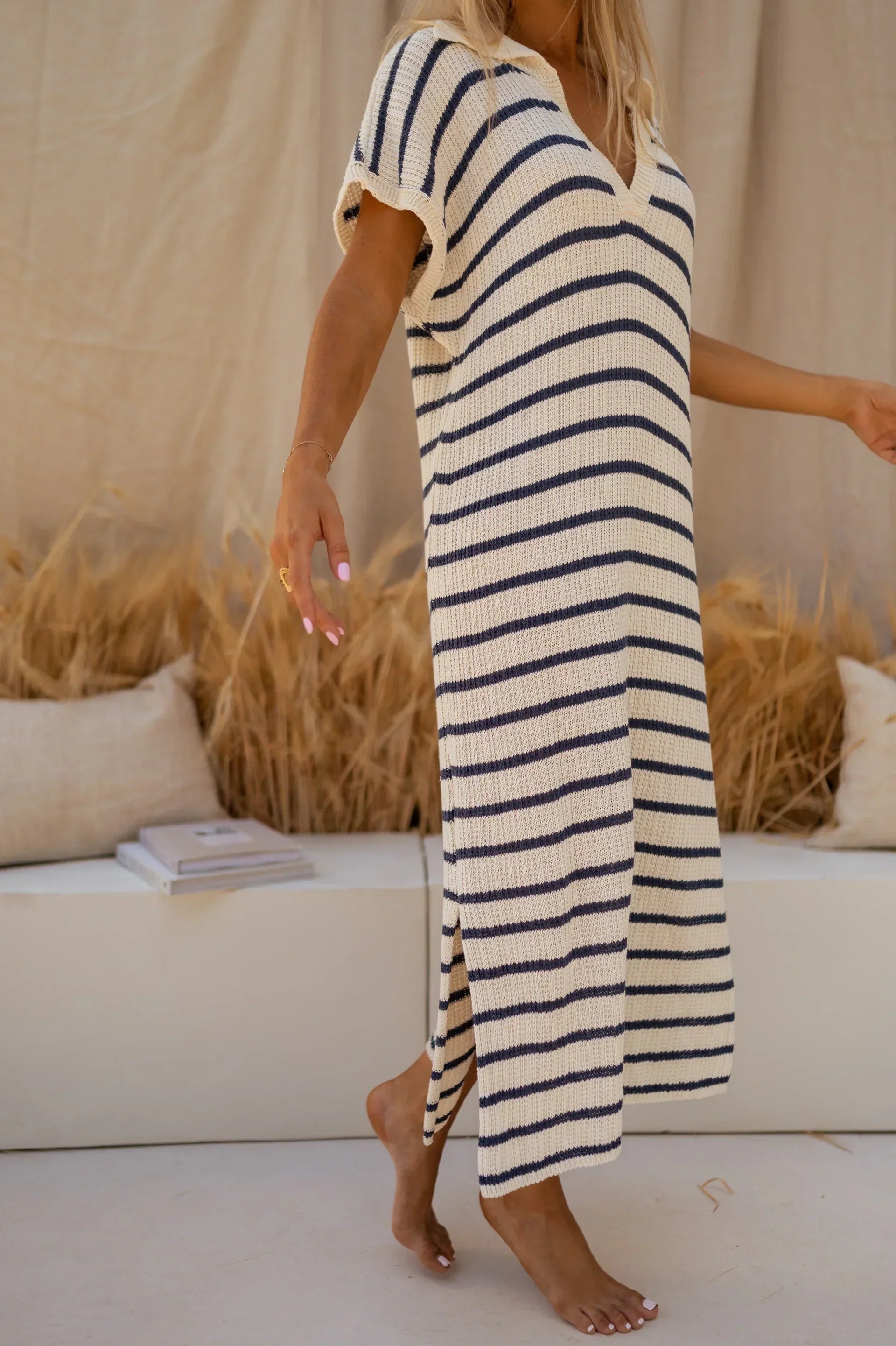 Sophia™ — Gebreide Zomer Jurk met Tijdloze Strepen