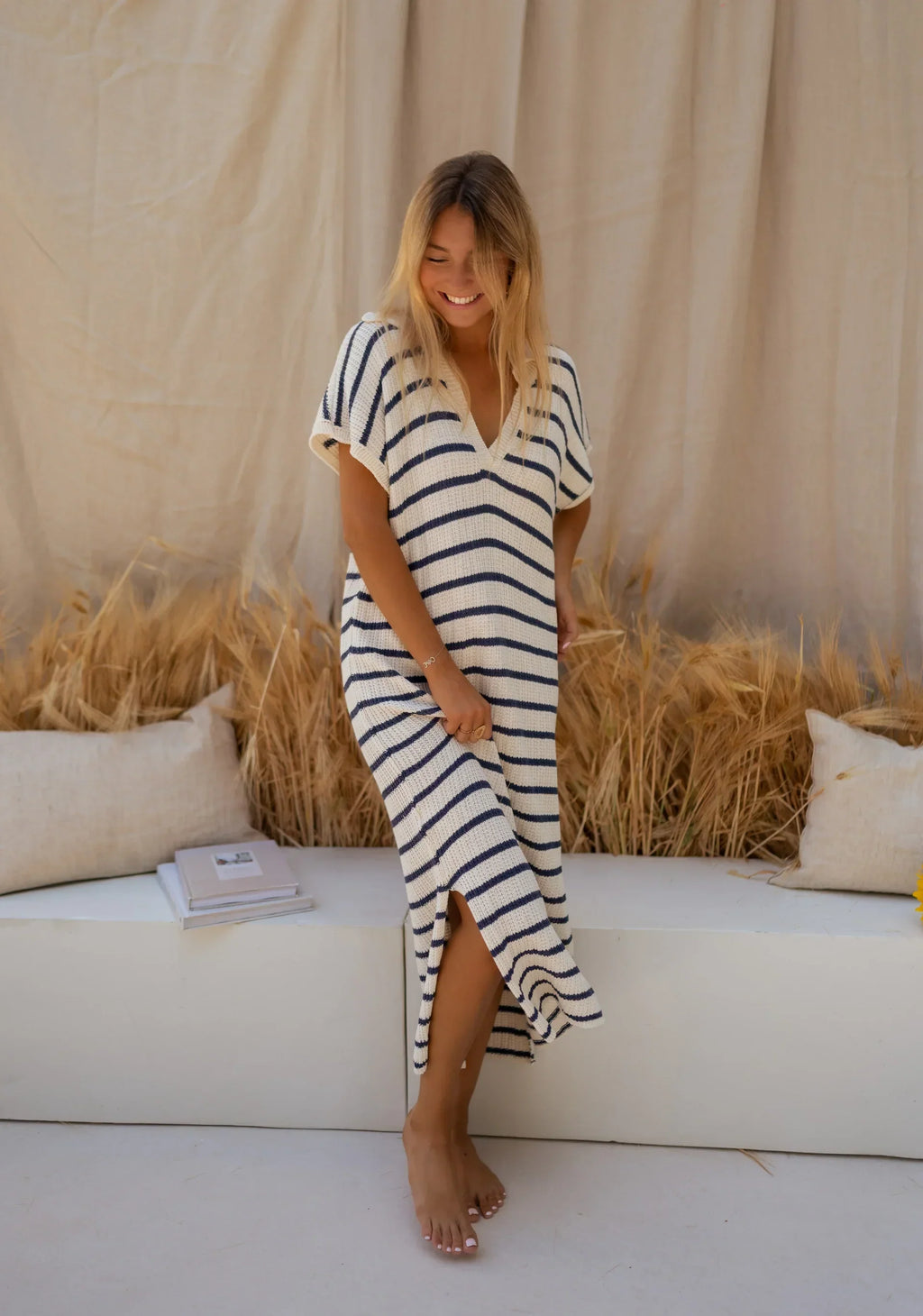 Sophia™ — Gebreide Zomer Jurk met Tijdloze Strepen