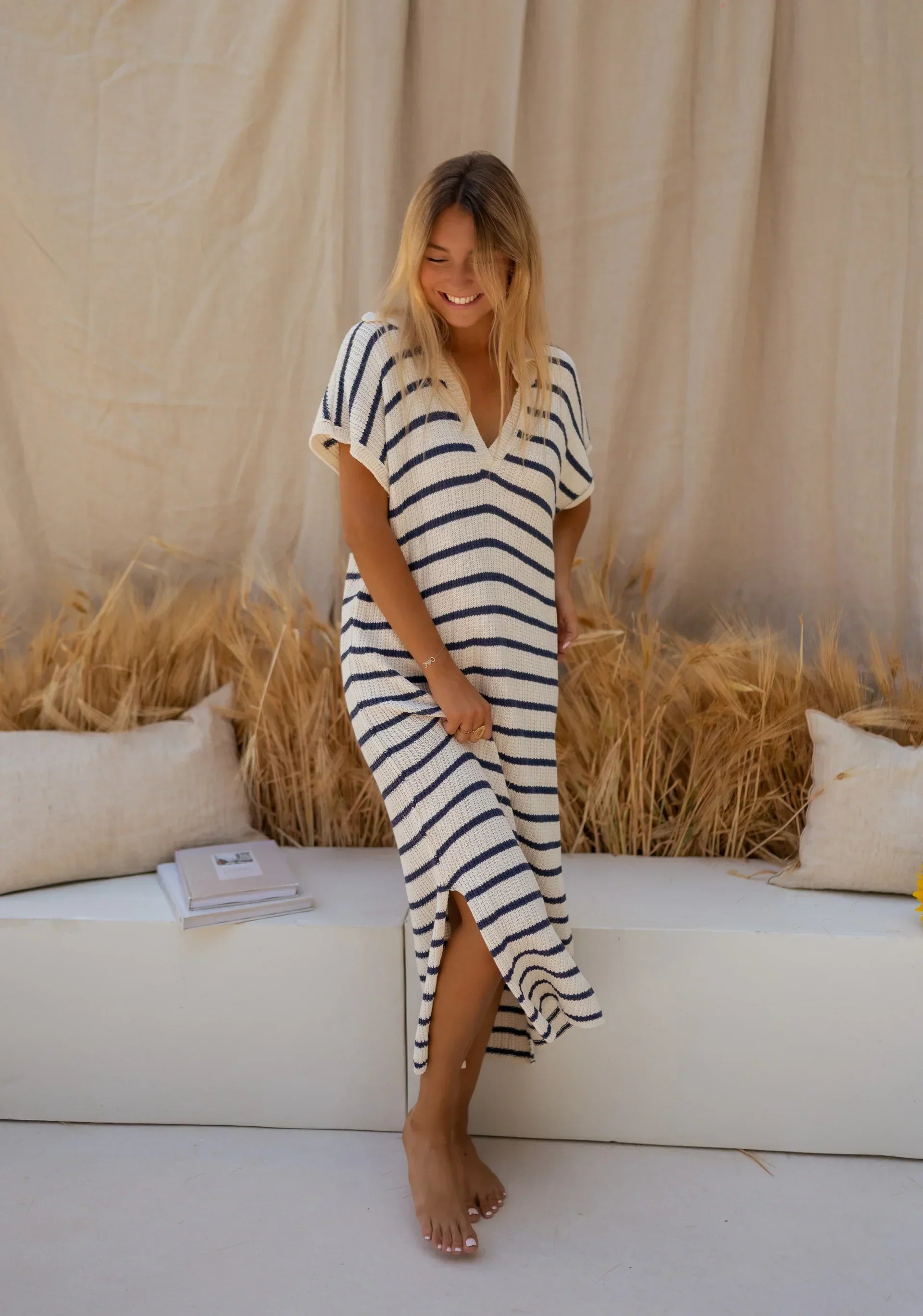 Sophia™ — Gebreide Zomer Jurk met Tijdloze Strepen