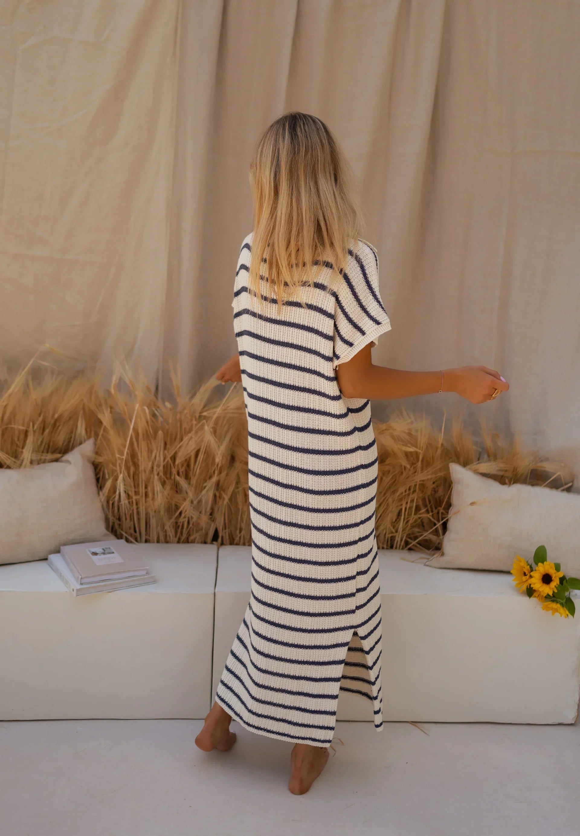Sophia™ — Gebreide Zomer Jurk met Tijdloze Strepen
